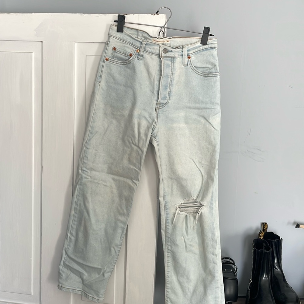 Levi’s ribcage straight ankle jeans size 29